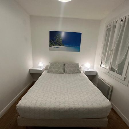 Villa Des Palmiers, Chambre 3, Lit Double Вилньов-сюр-Ло Екстериор снимка